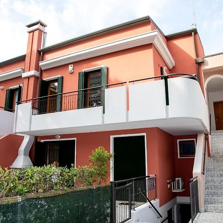 House Smeraldo By Holiday World Lido di Jesolo Exterior photo